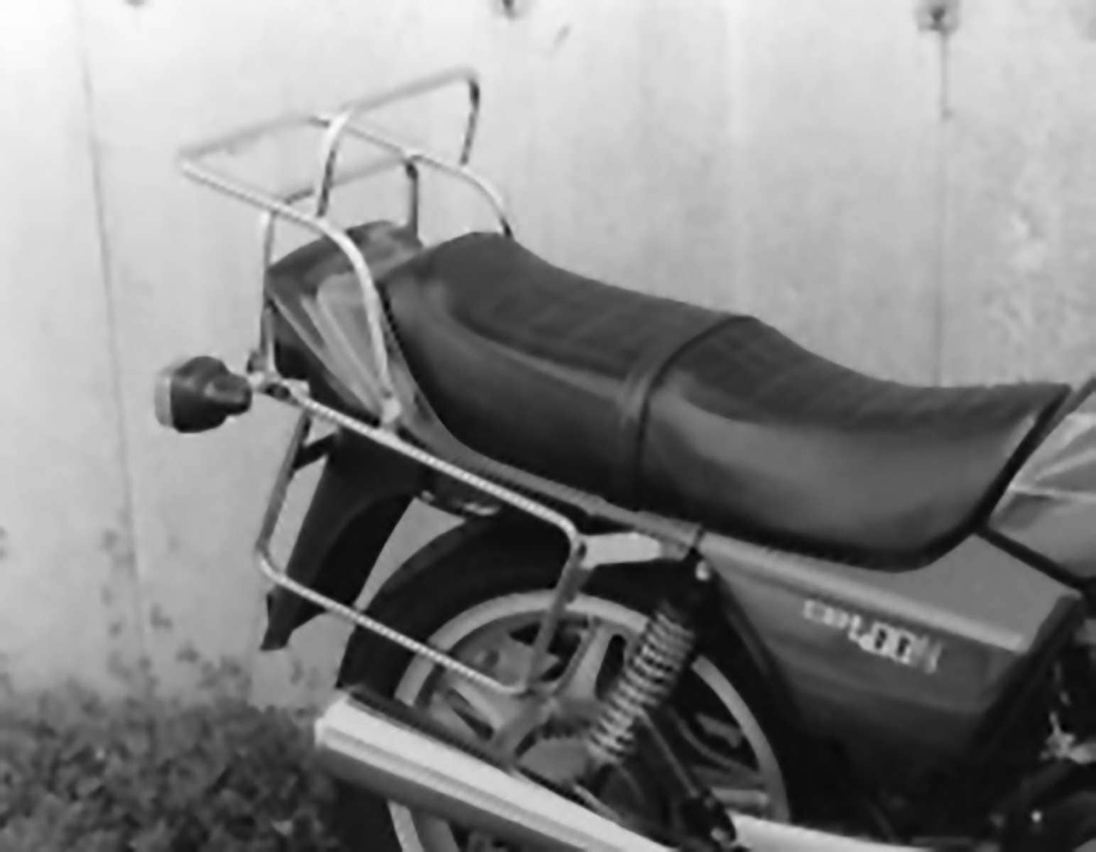 Komplettträgerset (Seitenkofferträger und Rohrgepäckbrücke Topcaseträger) chrom für Honda CB 250 N/400 N (1981-1986)