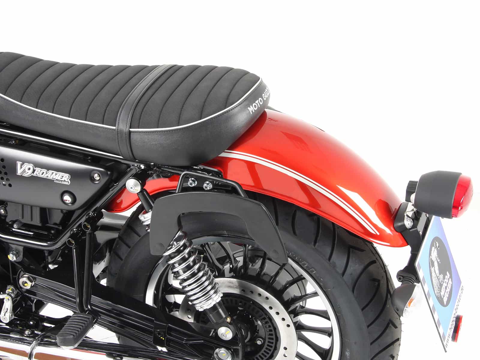 C-Bow Seitenträger schwarz für Moto Guzzi V 9 Roamer (2016-)